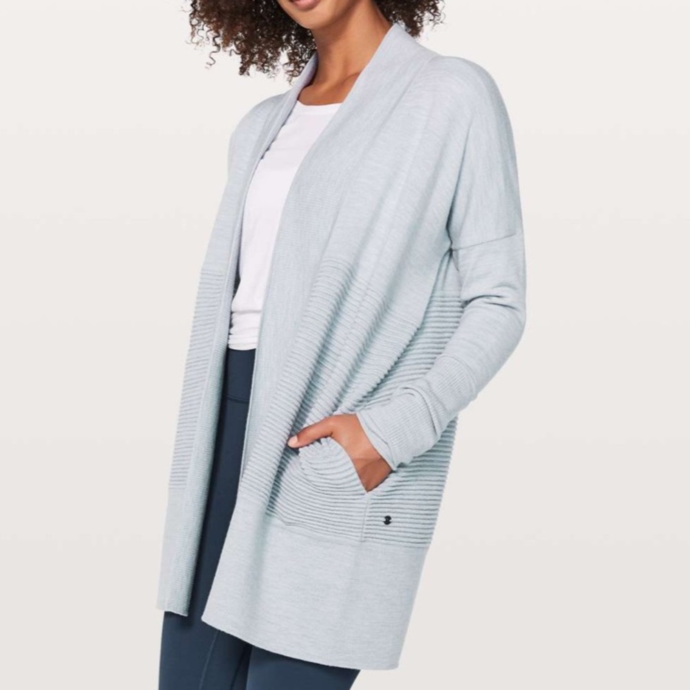 Lululemon size 4 cardigan - like new